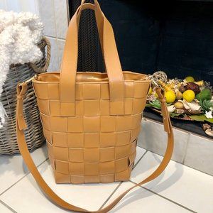 Roberta Rossi Genuine Leather Hand Sewn Shopper Bottega Veneta style